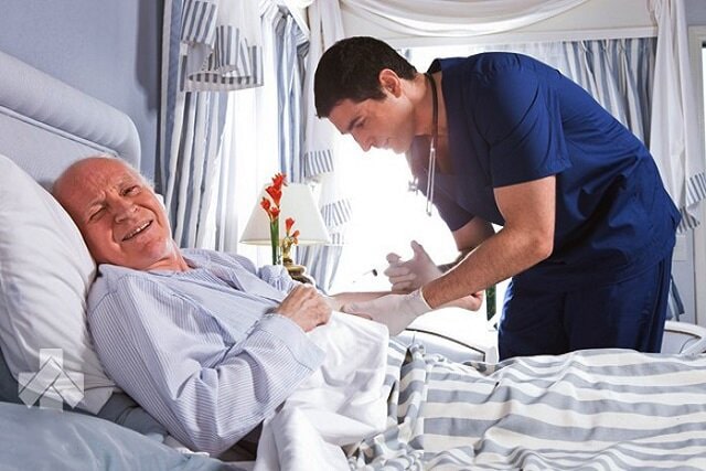 پرستار سالمندان در کرج
